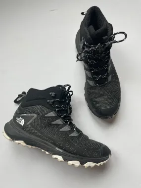 Black Shoes Hiking The North Face, Size 9.5