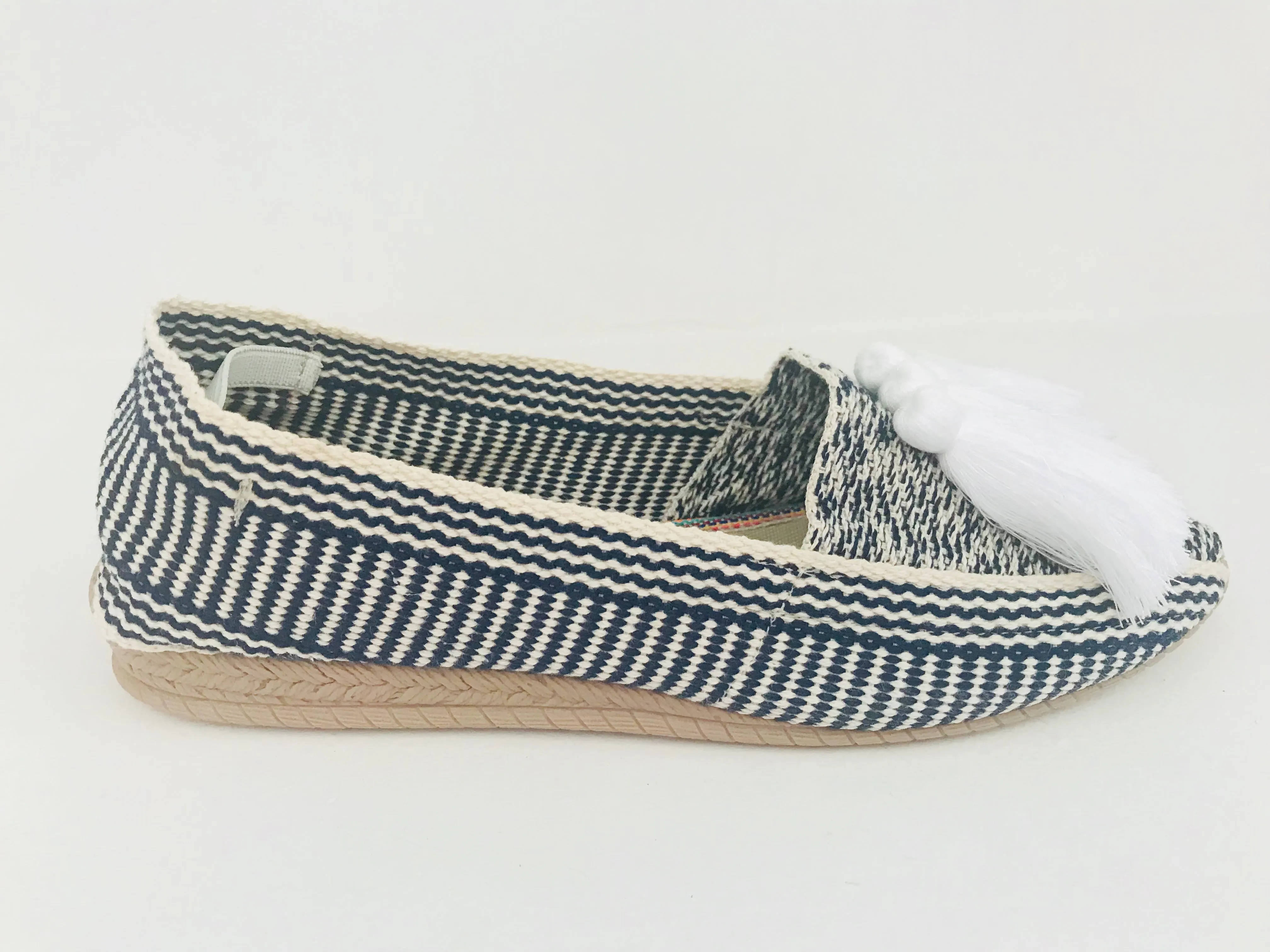 Casa de Vera Amaya Tassel Espadrillas in White