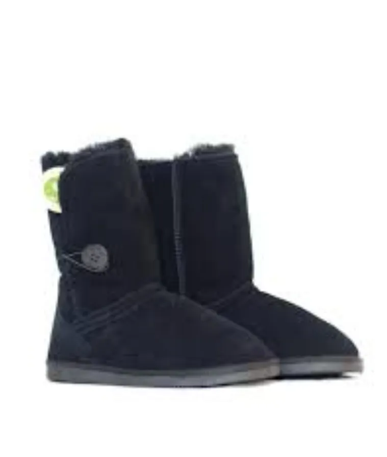 Millers Bailey 1-Button 9" Short UGG