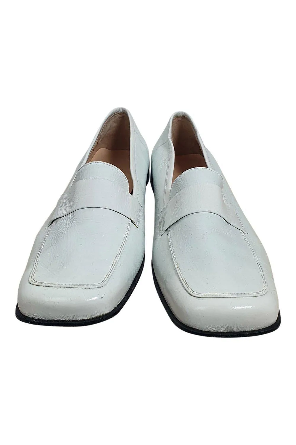 SALVATORE FERRAGAMO White Patent Leather Square Toe Court Shoes (US 9 B | UK 7)